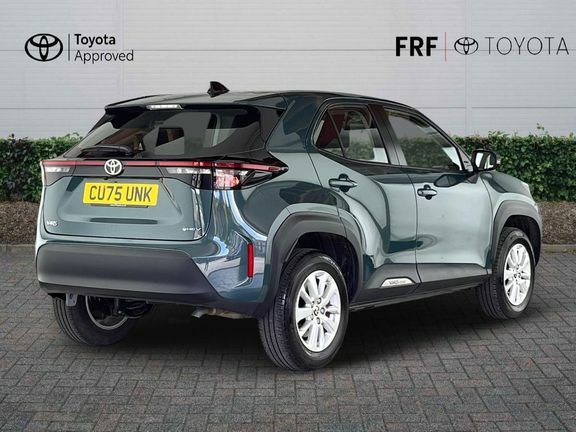 Toyota Yaris Cross Icon Fwd Green #2
