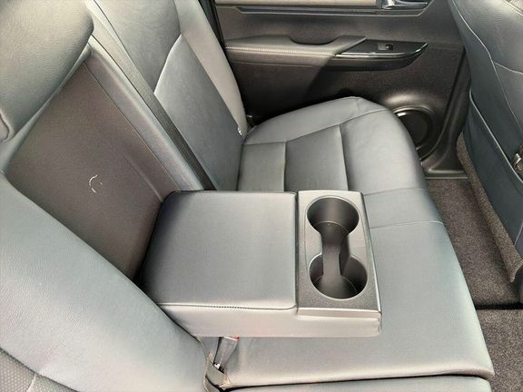 Toyota HILUX Invincible X Brown #18