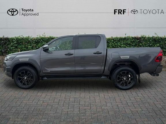 Toyota HILUX Invincible X Brown #24