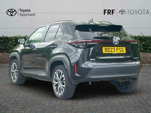 Toyota Yaris Cross Excel Fwd City Pack Black #4