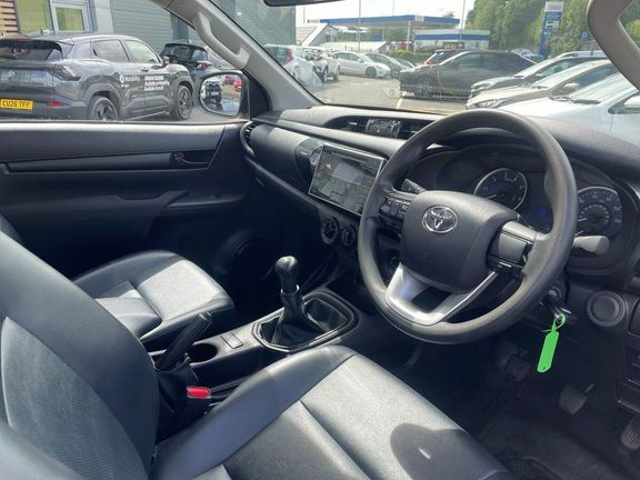 Toyota HILUX Hi-luxury Invincible X D-4d 4Wd Double Cab Black #12