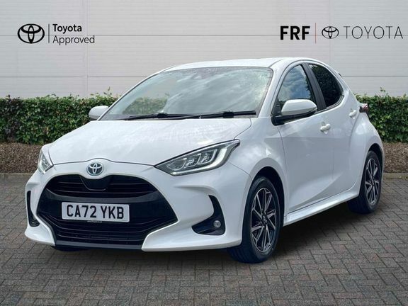 Toyota Yaris Design White #3