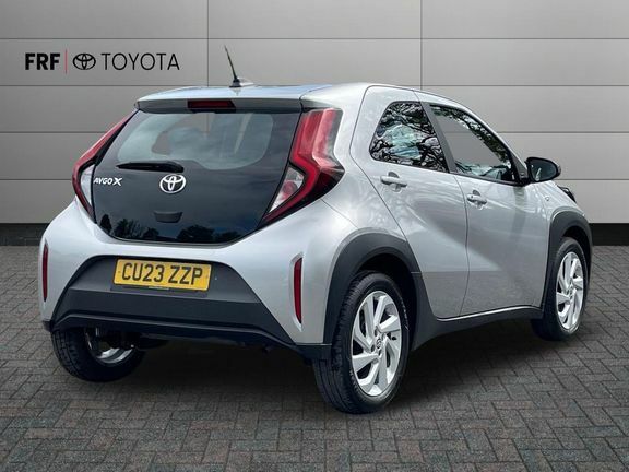 Toyota Aygo X Pure Manual Silver #2