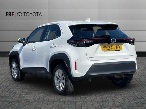 Toyota Yaris Cross 1.5 Vvt-h Icon E-cvt Euro 6 Ss White #4