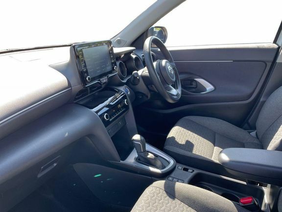 Toyota Yaris Cross 1.5 Vvt-h Icon E-cvt Euro 6 Ss White #5