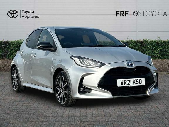 Toyota Yaris Yaris Dynamic 1.5 Hybrid Silver