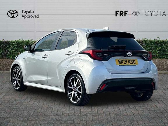Toyota Yaris Yaris Dynamic 1.5 Hybrid Silver #4