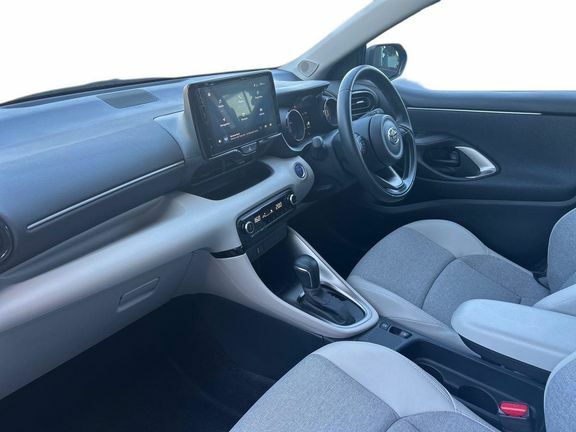 Toyota Yaris Excel Silver #5