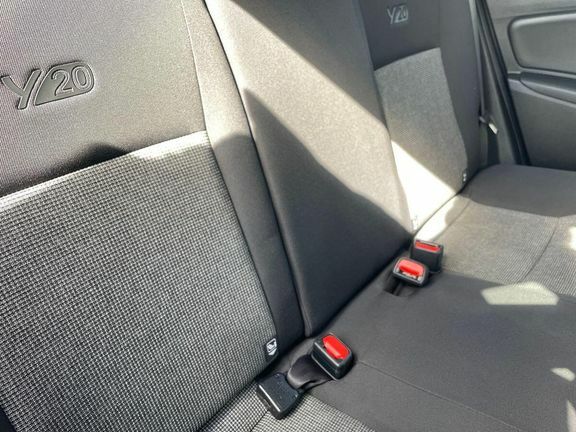 Toyota Yaris 1.5 Vvt-h Excel E-cvt Euro 6 Ss Silver #14
