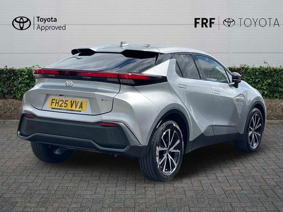 Toyota C-Hr Design 1.8 Fwd Hybrid Silver #2