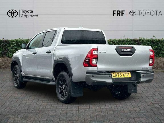 Toyota HILUX Invincible X Dc 2.8 Hybrid 48V Silver #4