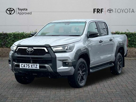 Toyota HILUX Invincible X Dc 2.8 Hybrid 48V Silver #3
