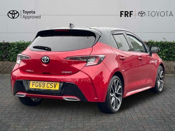 Toyota Corolla Excel 2.0 Hb Bitone Trk Black #2