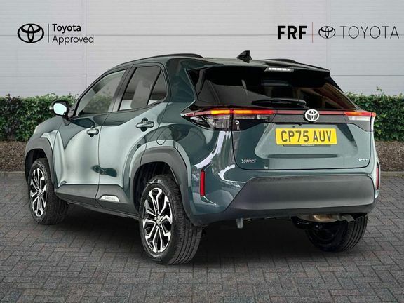 Toyota Yaris Cross Design Fwd Green #4