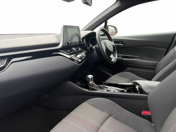 Toyota C-Hr Gr Sport 2.0 White #5
