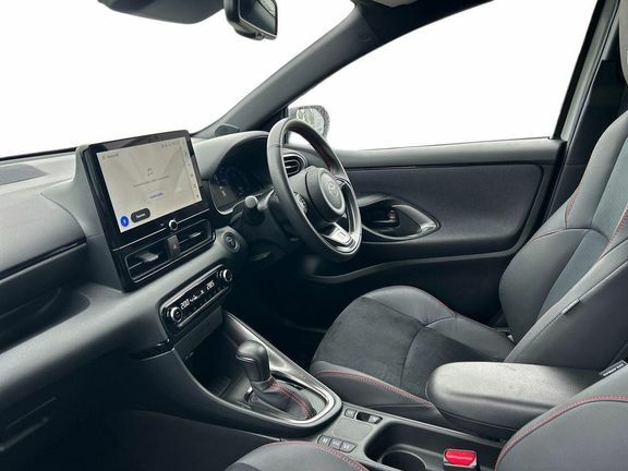 Toyota Yaris Gr Sport Grey #5