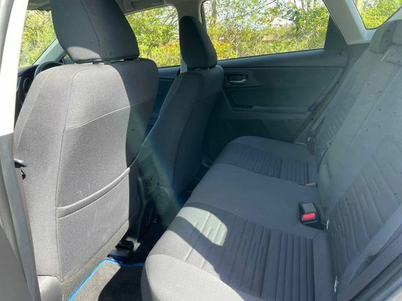 Toyota Auris Excel Blue #15