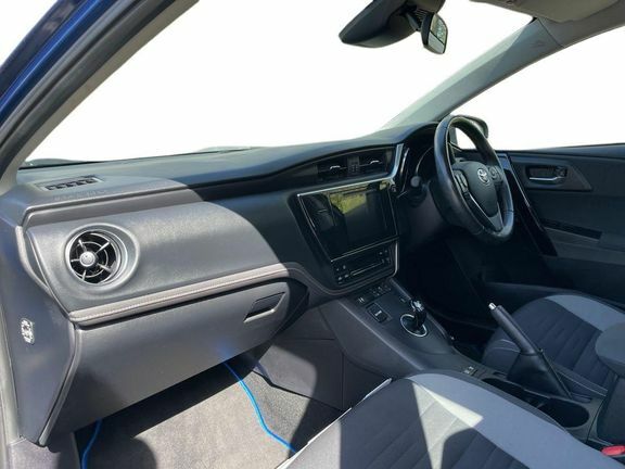 Toyota Auris Business Edition 1.8Cvt Blue #5