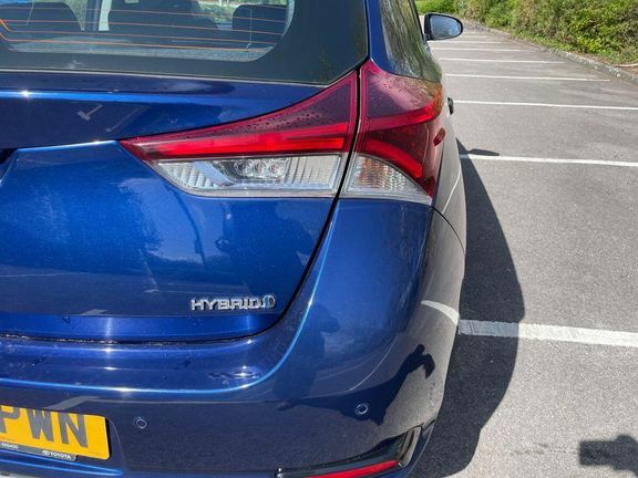 Toyota Auris Excel Blue #30