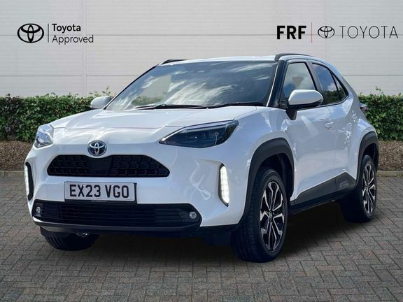 Toyota Yaris Cross Design Fwd White #3