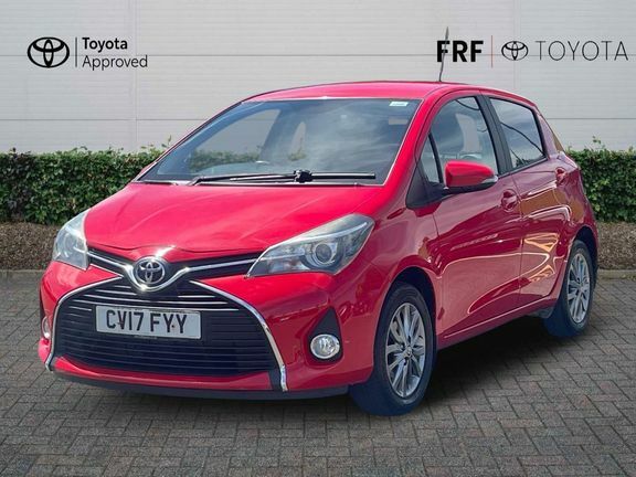 Toyota Yaris Icon 1.33M Navi Red #3
