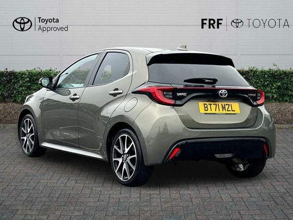 Toyota Yaris Dynamic 1.5 Hybrid Brown #4