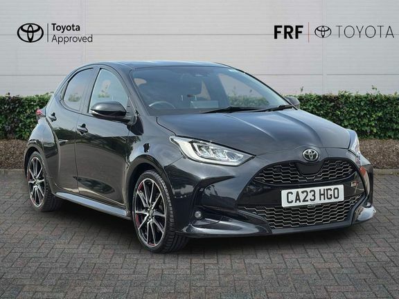Toyota Yaris Gr Sport Black