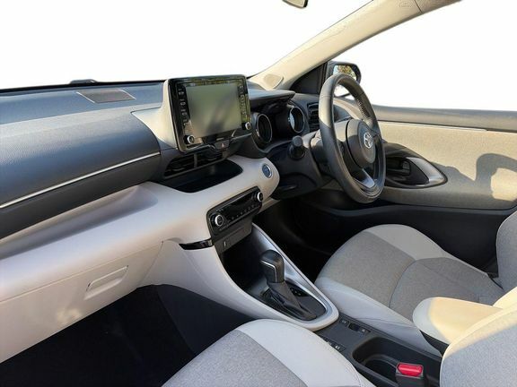 Toyota Yaris Yaris Excel 1.5 Hybrid Black #5