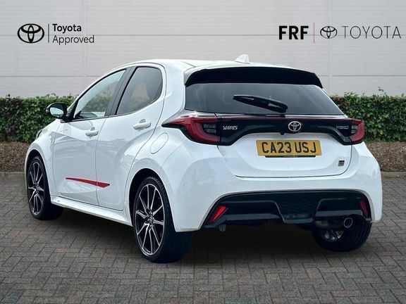 Toyota Yaris Gr Sport CA23USJ White #4