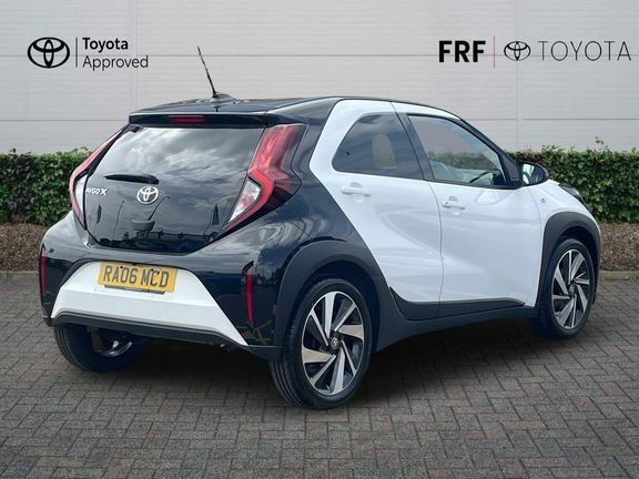 Toyota Aygo X Edge Manual White #2