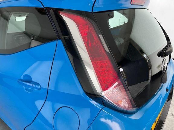 Toyota Aygo X X-pression Red #21
