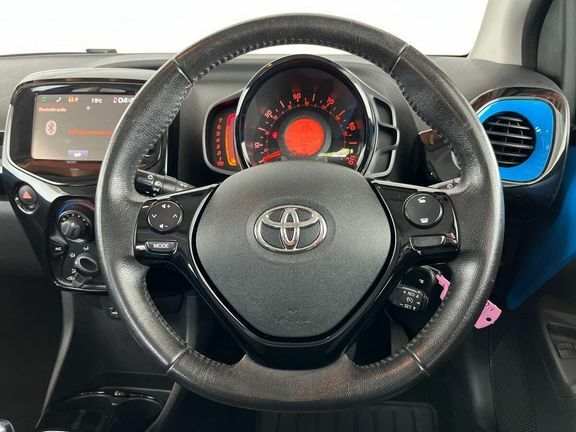 Toyota Aygo X X-pression Red #10