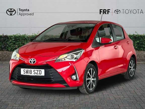 Toyota Yaris Icon Tech 1.5M Red #3