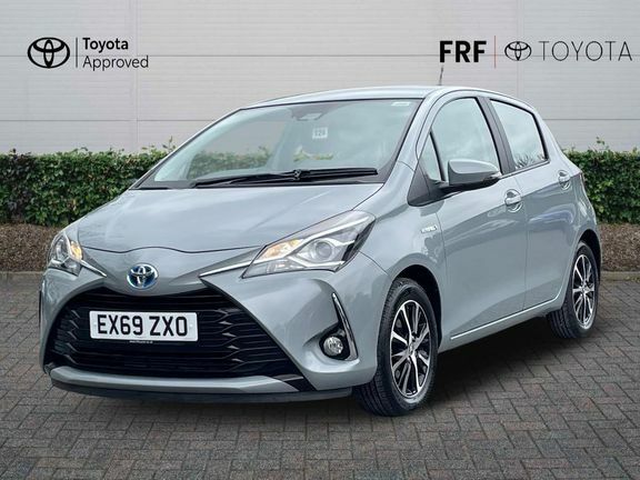 Toyota Yaris Icon Tech 1.5 Hybrid EX69ZXO Grey #3