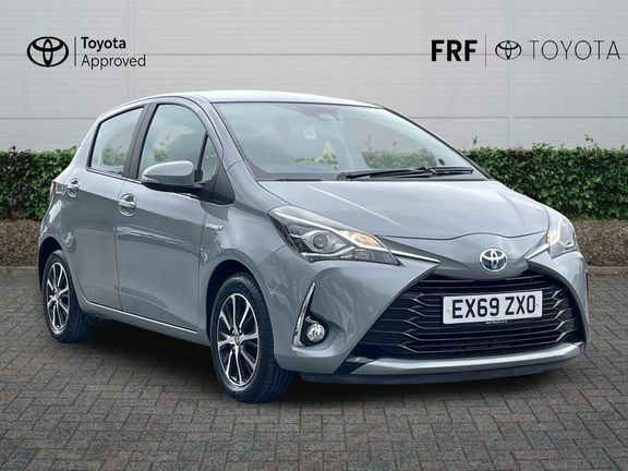 Toyota Yaris Icon Tech 1.5 Hybrid EX69ZXO Grey
