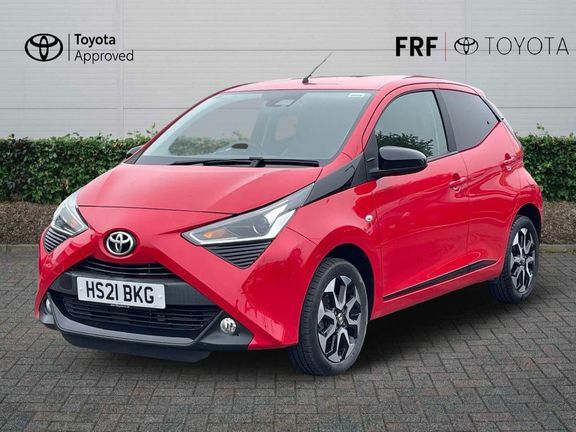 Toyota Aygo X X-trend Tss Red #3