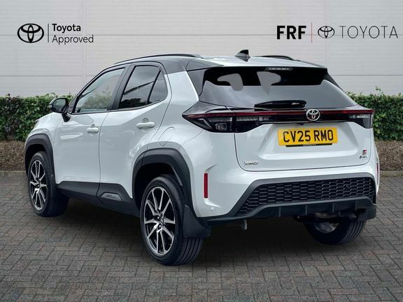 Toyota Yaris Cross Gr Sport Fwd CV25RMO Grey #4