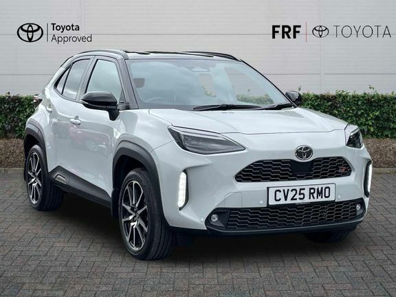 Toyota Yaris Cross Gr Sport Fwd Grey