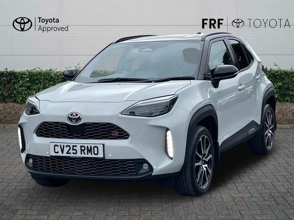 Toyota Yaris Cross Gr Sport Fwd CV25RMO Grey #3