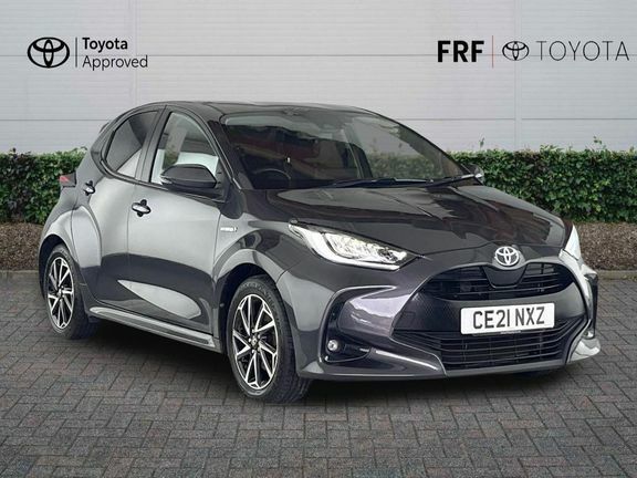Toyota Yaris Yaris Design 1.5 Hybrid CE21NXZ Grey