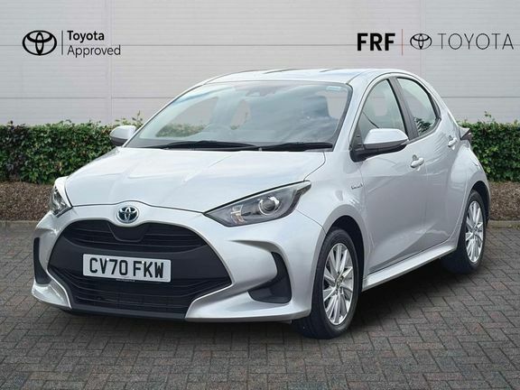 Toyota Yaris Yaris Icon 1.5 Hybrid Silver #3