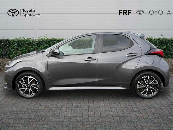 Toyota Yaris Hatchback #24