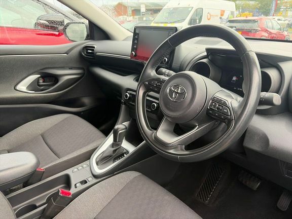 Toyota Yaris Hatchback #12