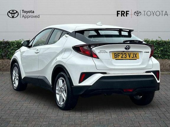 Toyota C-Hr Icon 1.8 White #4