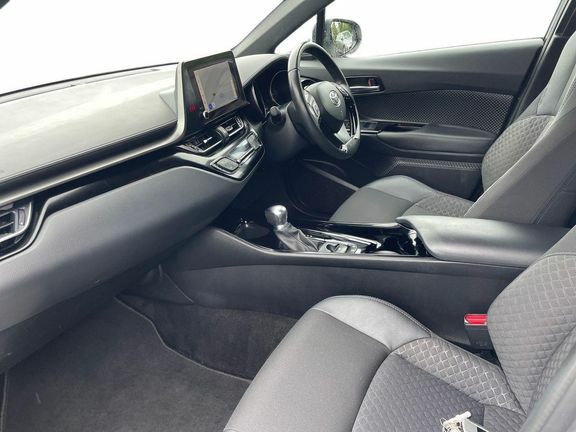 Toyota C-Hr Design 1.8 White #5