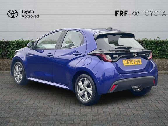 Toyota Yaris Icon Blue #4
