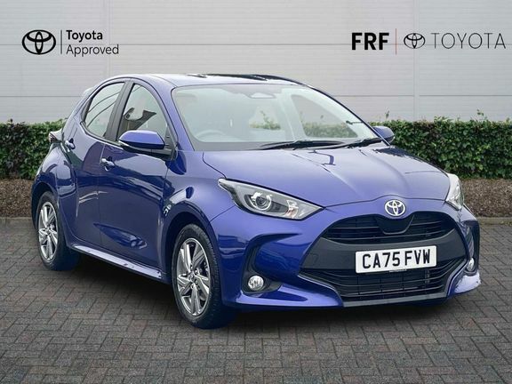Toyota Yaris Icon Blue
