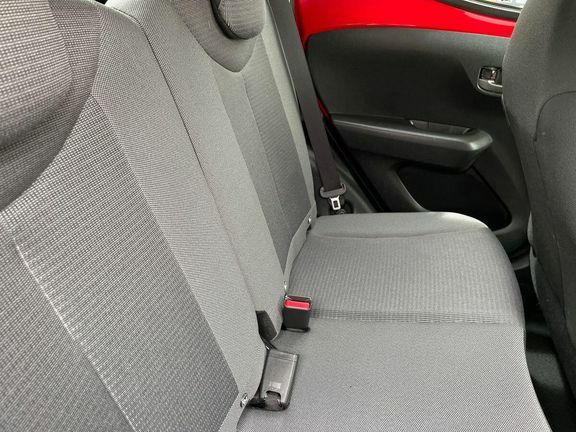 Toyota Aygo X X-play White #8