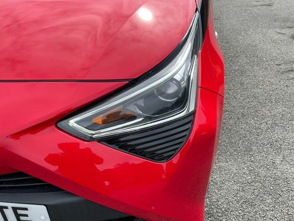 Toyota Aygo X X-play White #41