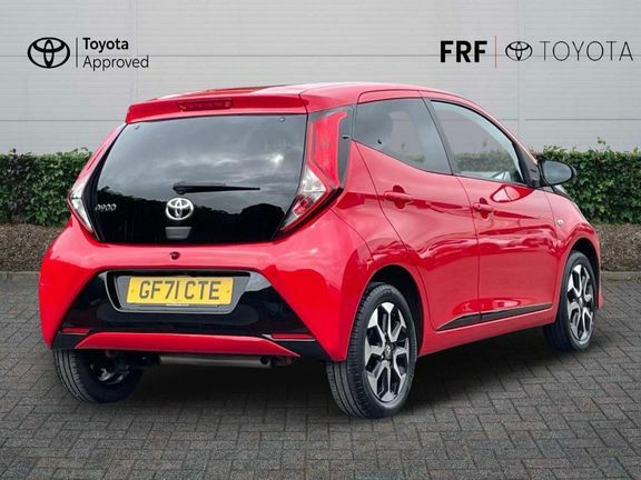 Toyota Aygo X X-trend Tss Red #2
